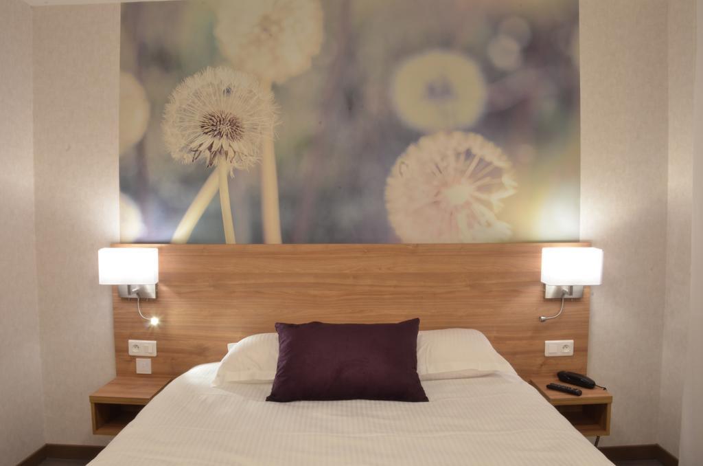 Logis Hotel - La Chambre D'Амьен Экстерьер фото